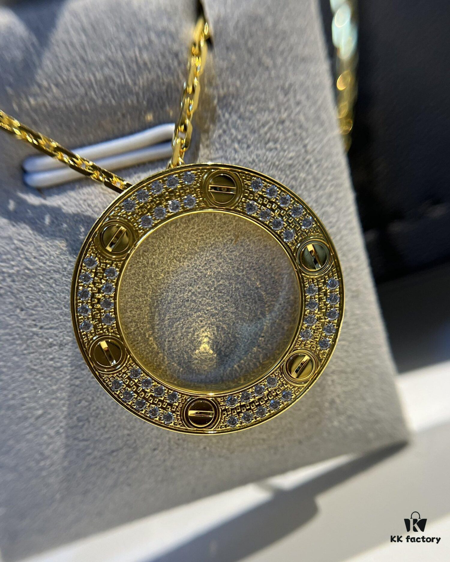 692fd47b99f2d84055c8a519 Kajia Love Series Starry Sky Pendant Necklace in Gold Color