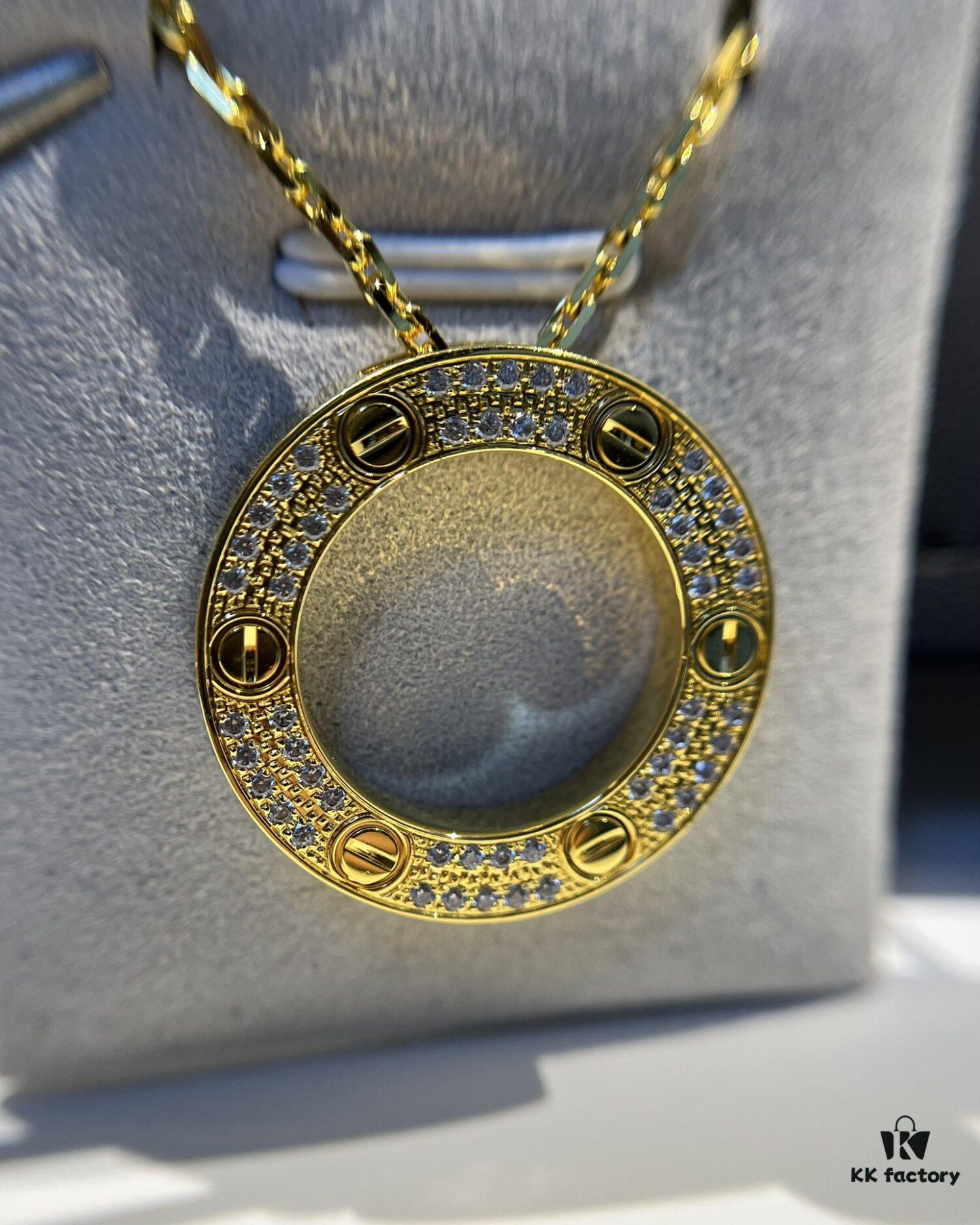 692fd48599f2d84055c8a527 Kajia Love Series Starry Sky Pendant Necklace in Gold Color