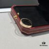 So beautiful! Slim-fit eternity ring, every detail exudes sophistication.