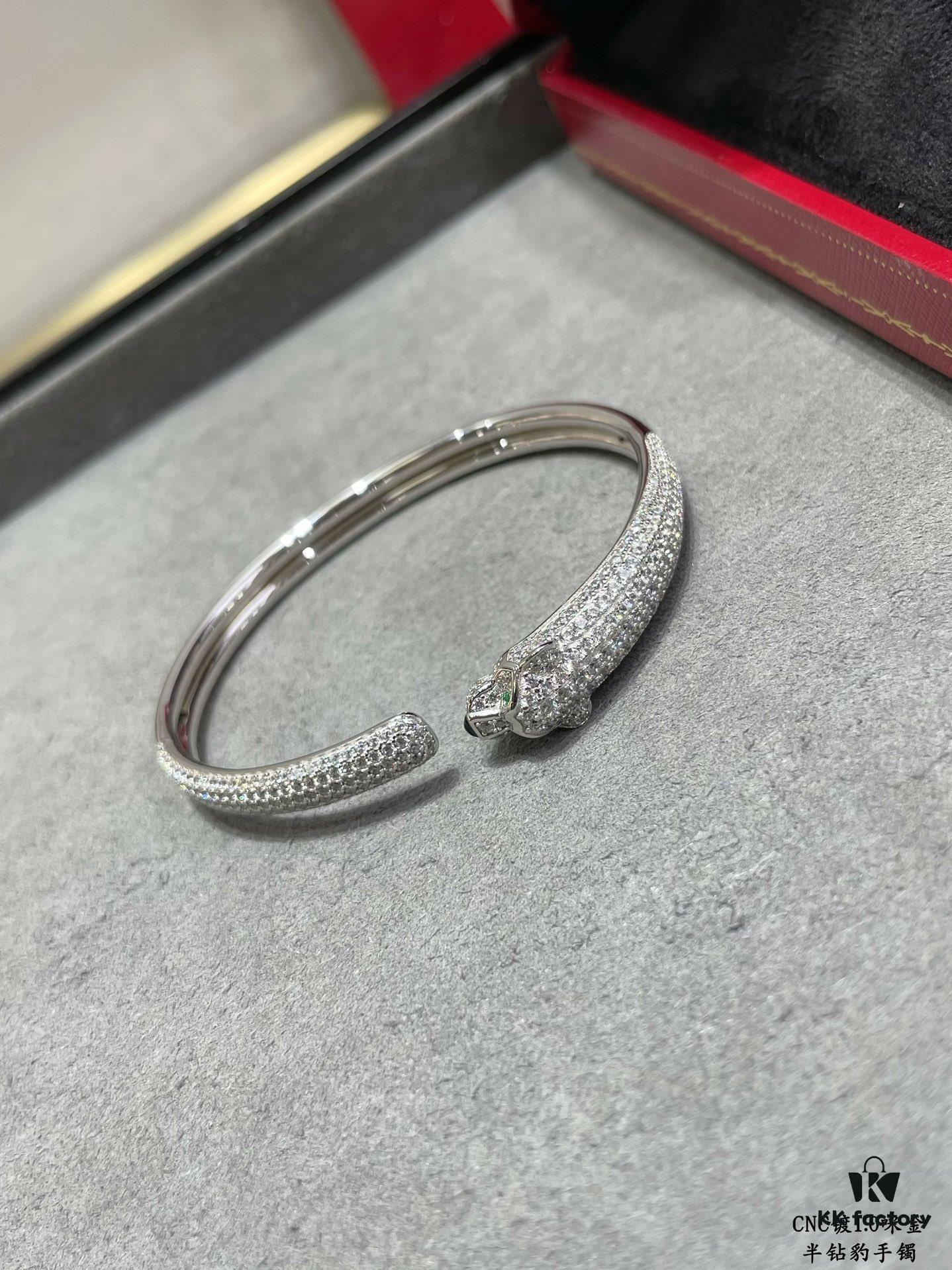 692fd4f799f2d84055c8a5e6 CNC Hand-Set Diamond Cartier Thin Full-Diamond Panther Bracelet, Ultra Solid and Imposing Panther Design, Unisex Couple's Style