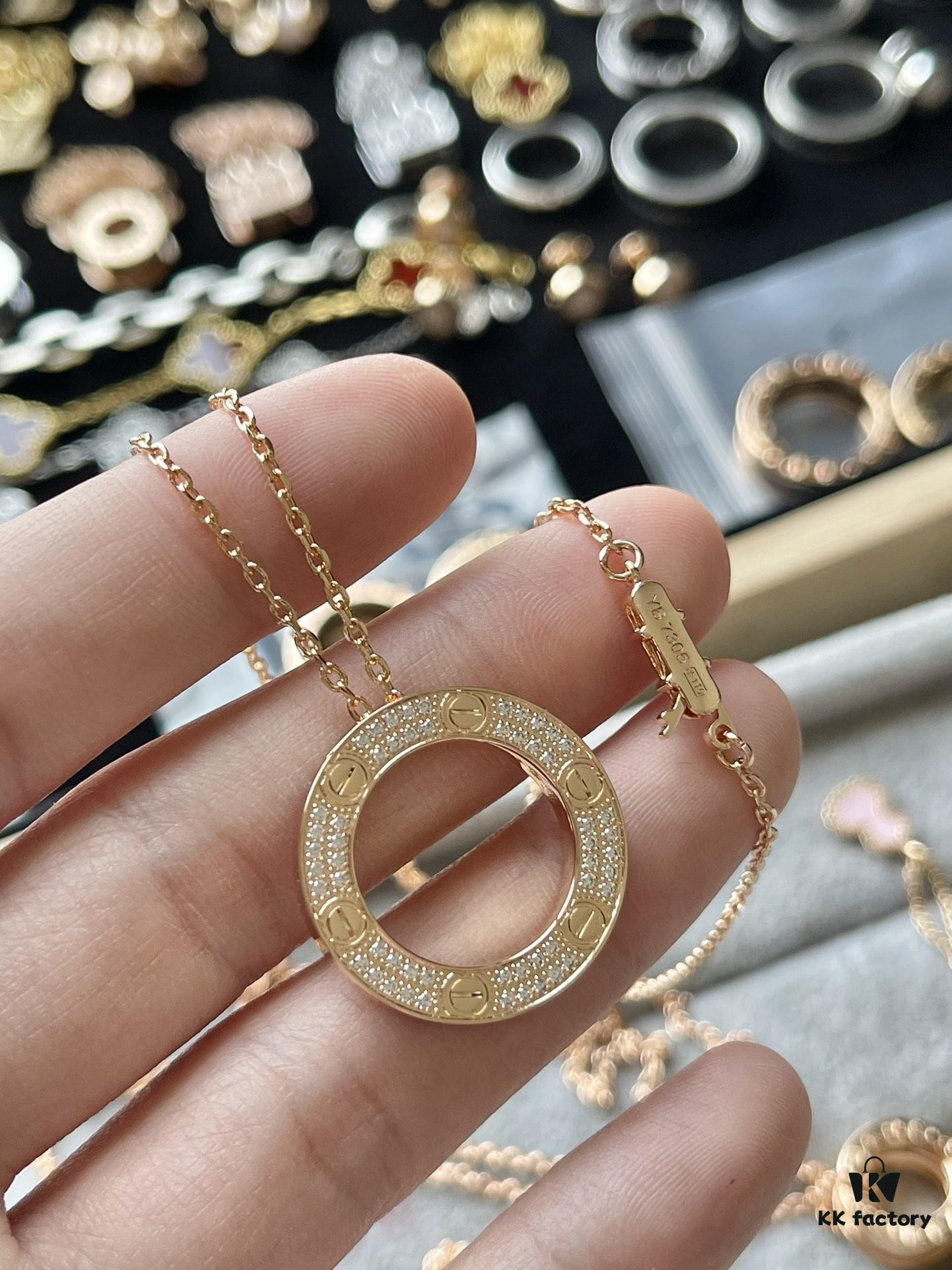 Cartier V Gold Version Large Round Necklace