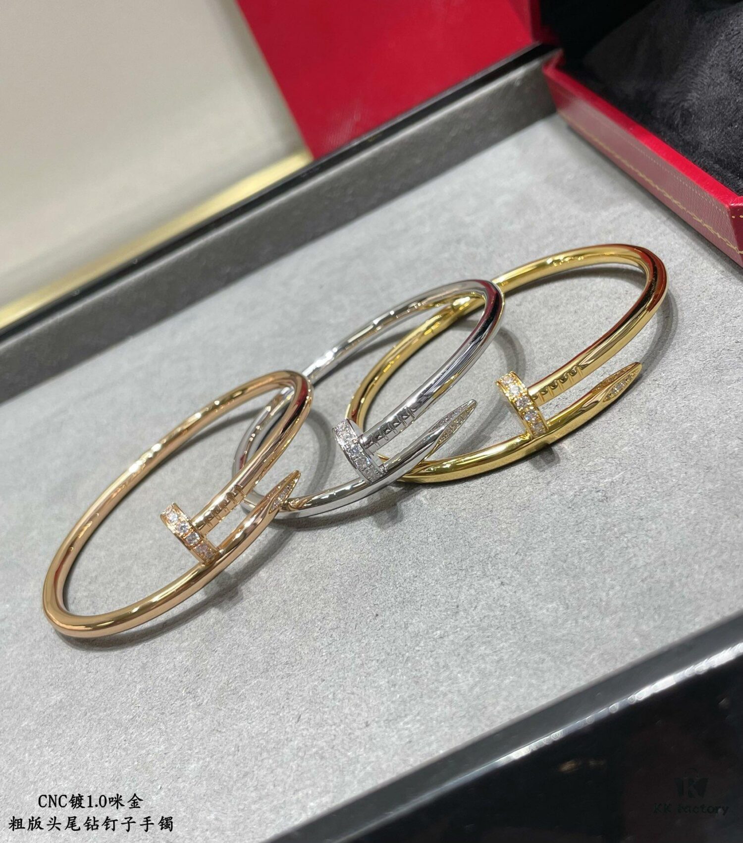 692fd53b99f2d84055c8a66a V Gold Plated 1.0mm Gold 1DB Original Print CNC Version Cartier Thick-Style Diamond-Studded Nail Bangle