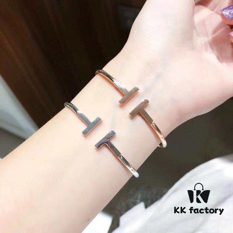 692fd55199f2d84055c8a697 Tiffany No-Diamond Double T Memory Bracelet, Cabinet Quality, ZP Mold Making, CNC Logo Engraving, 925 Pure Silver Material, Two Colors Available