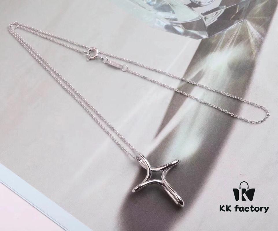 692fd55499f2d84055c8a6a0 Tiffany & Co. Newly Released Cross Necklace, 925 Silver with 18K Gold Plating, Exquisitely Crafted, Beautiful, Elegant, and Versatile