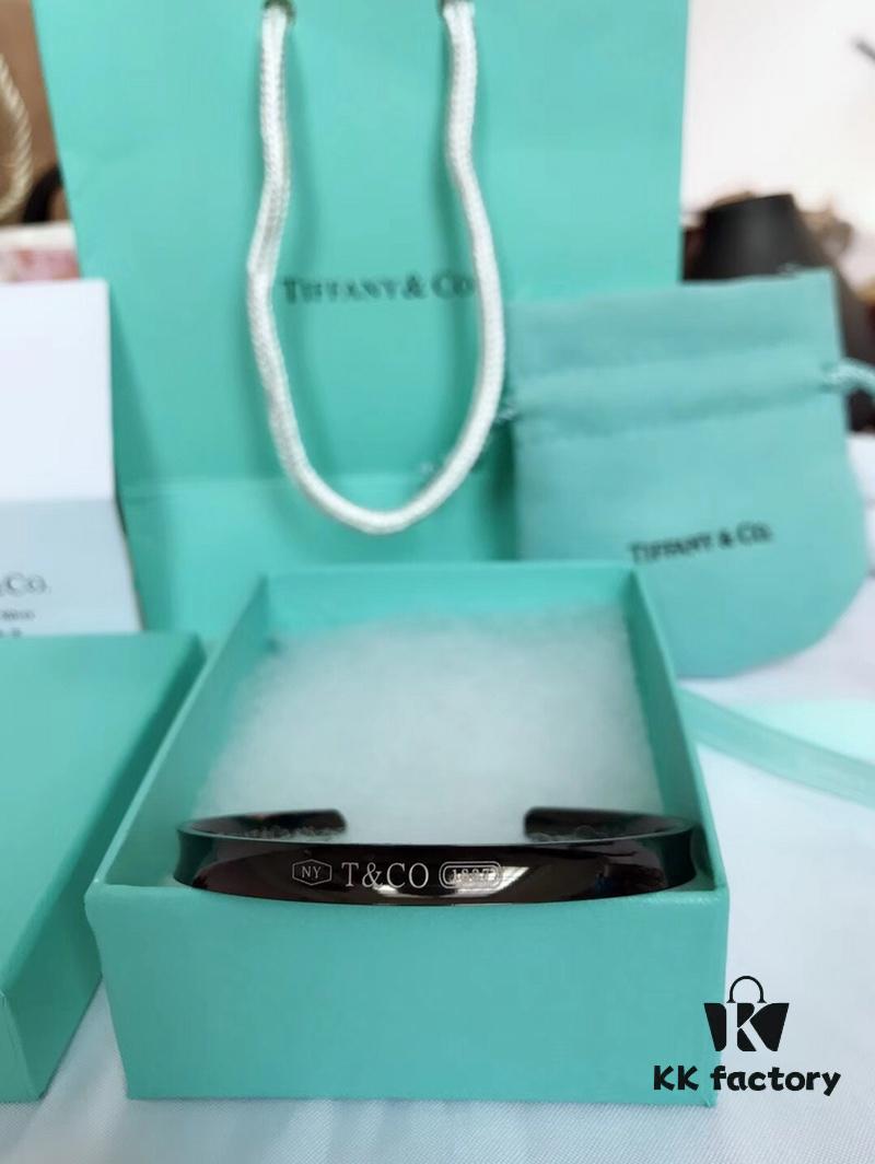 692fd56a99f2d84055c8a6d3 Tiffany & Co. Couple Bracelets in Black Gold Color, Unisex Styles for Men and Women
