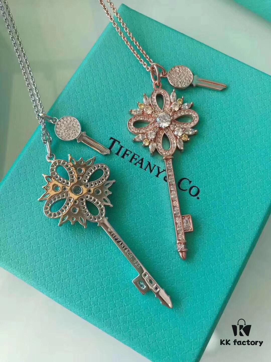 692fd62099f2d84055c8a862 Tiffany & Co. Classic Double Key Snowflake Sweater Chain with Small Yellow Diamond Accents, Featuring Elegant Logo, Available in White Gold and Rose Gold