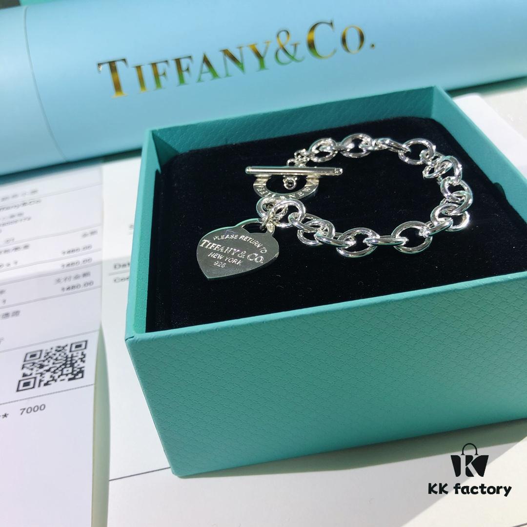 692fd65c99f2d84055c8a8de Tiffany Heart-shaped Thick Chain Bracelet with Pin Buckle, High-Definition Engraving Inside and Outside, Authentic Detailing
