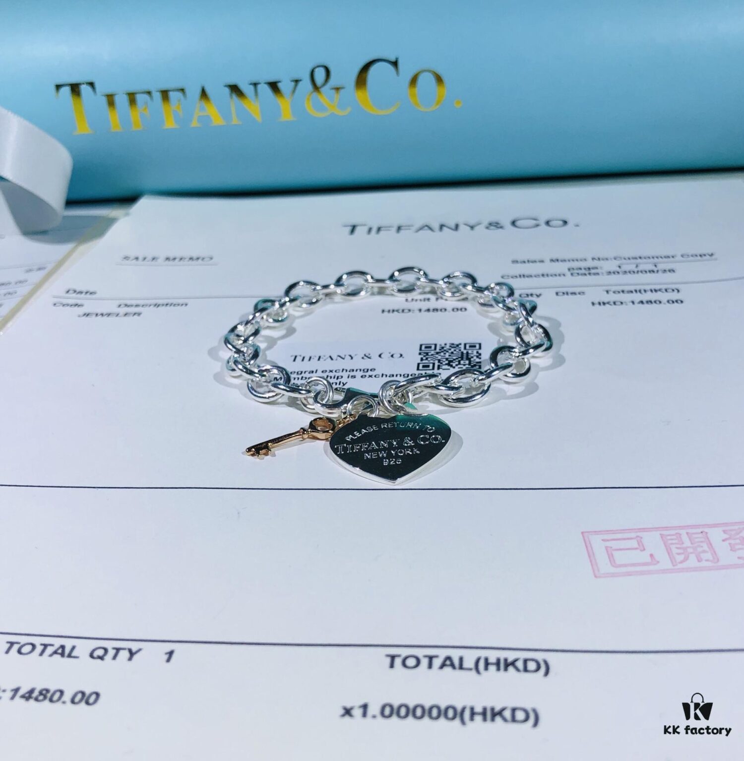 692fd65f99f2d84055c8a8e2 Tiffany Heart-shaped Thick Chain Bracelet with Pin Buckle, High-Definition Engraving Inside and Out, Authentic Detailing