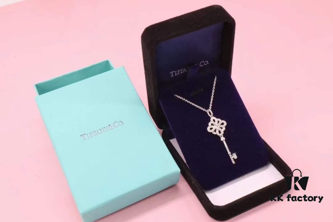 692fd67a99f2d84055c8a924 Tiffany Keys Series Bestselling Key Sweater Chain
