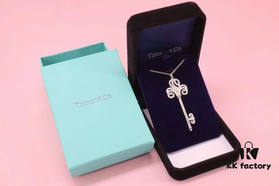 692fd67c99f2d84055c8a92d Tiffany Keys Series Bestselling Key Sweater Chain