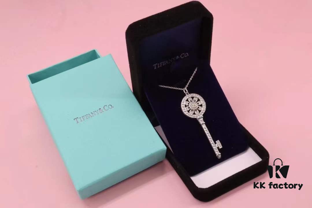 692fd67d99f2d84055c8a92e Tiffany Keys Series Bestselling Key Sweater Chain