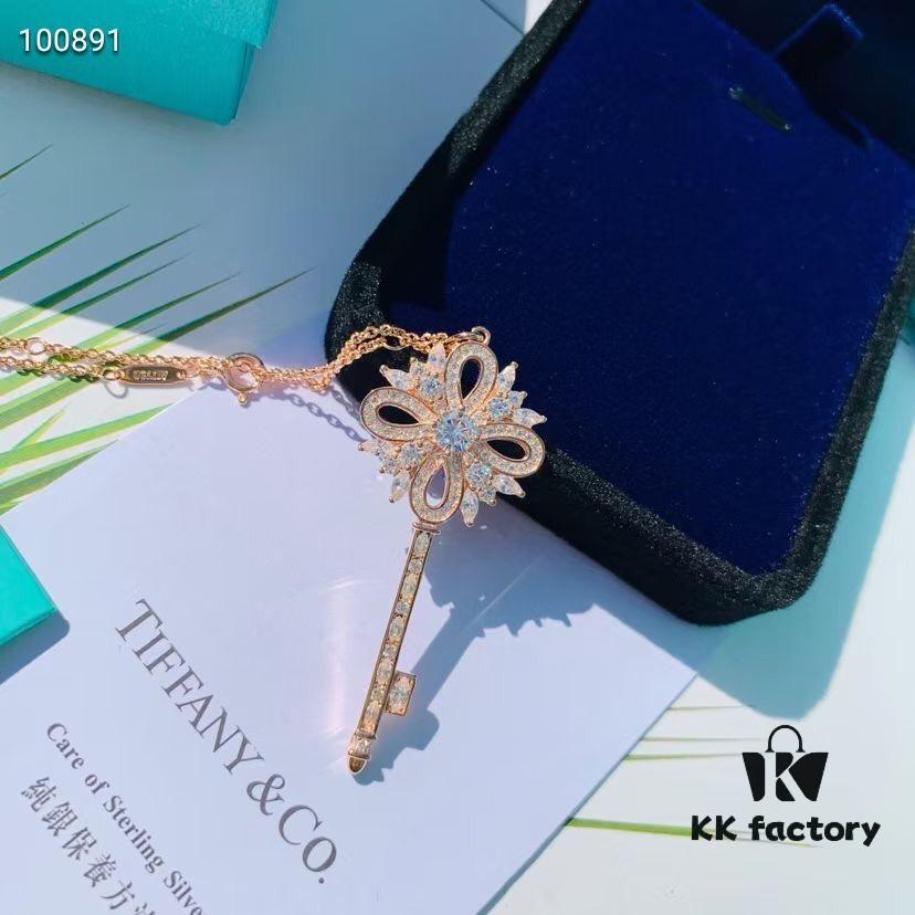 692fd67d99f2d84055c8a92f Tiffany Snowflake Key Necklace Sweater Chain! Also known as the Victoria Necklace by fans, the Lucky Goddess Necklace adored by celebrities and influencers