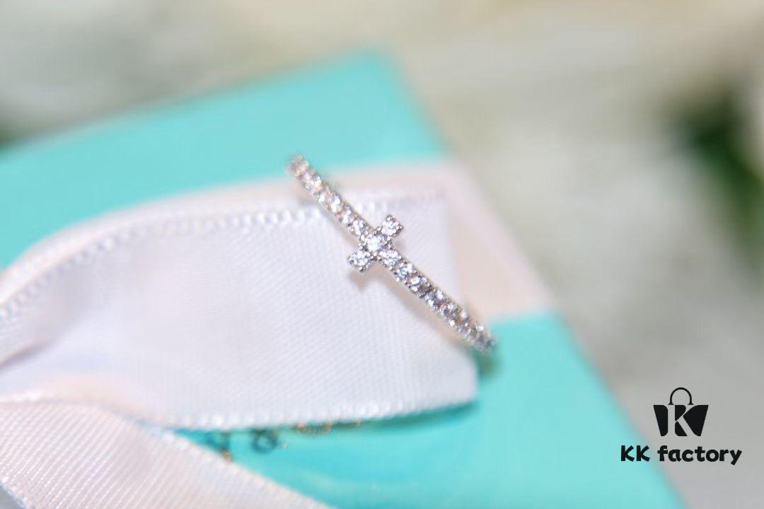 692fd6c799f2d84055c8a9c6 Tiffany & Co. T-Shape Full Diamond Ring in Rose Gold and White Gold