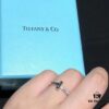 This year's must-have blockbuster ring – Tiffany & Co.'s brand-new T1 half-diamond ring with micro-pavé setting, more three-dimensional and textured than the previous version, exuding a whole new level of beauty in rose gold and white gold.