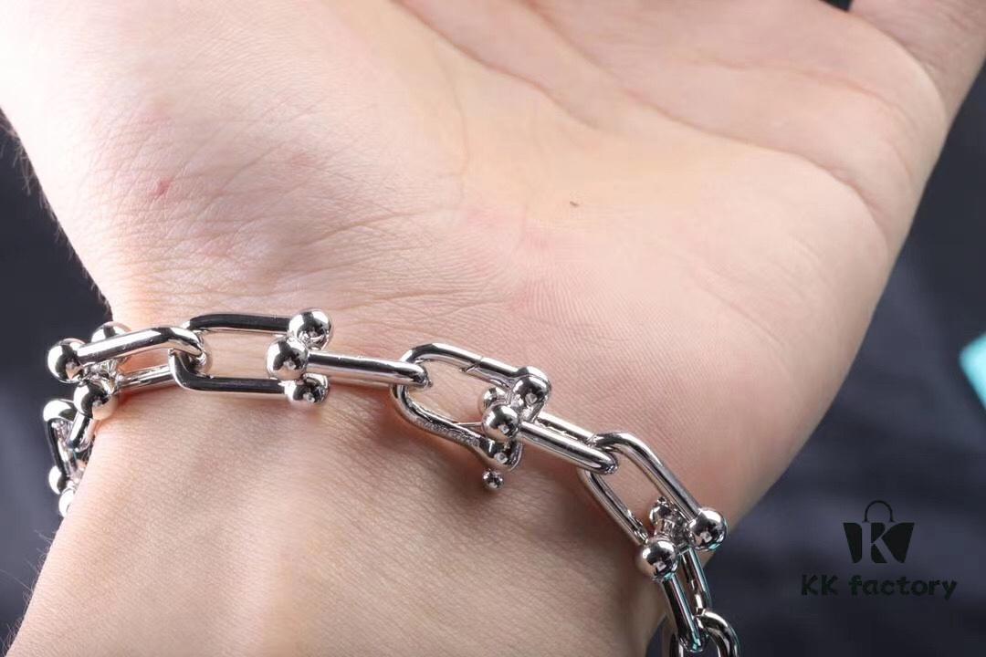 692fd6e399f2d84055c8a9fd Smooth Bamboo Joint Bracelet - Tiffany-style Link Bracelet, Titanium Material with Vacuum Thick Electroplating in White Gold, Unisex Wear, HardWear Series Combining Elegance and Edginess