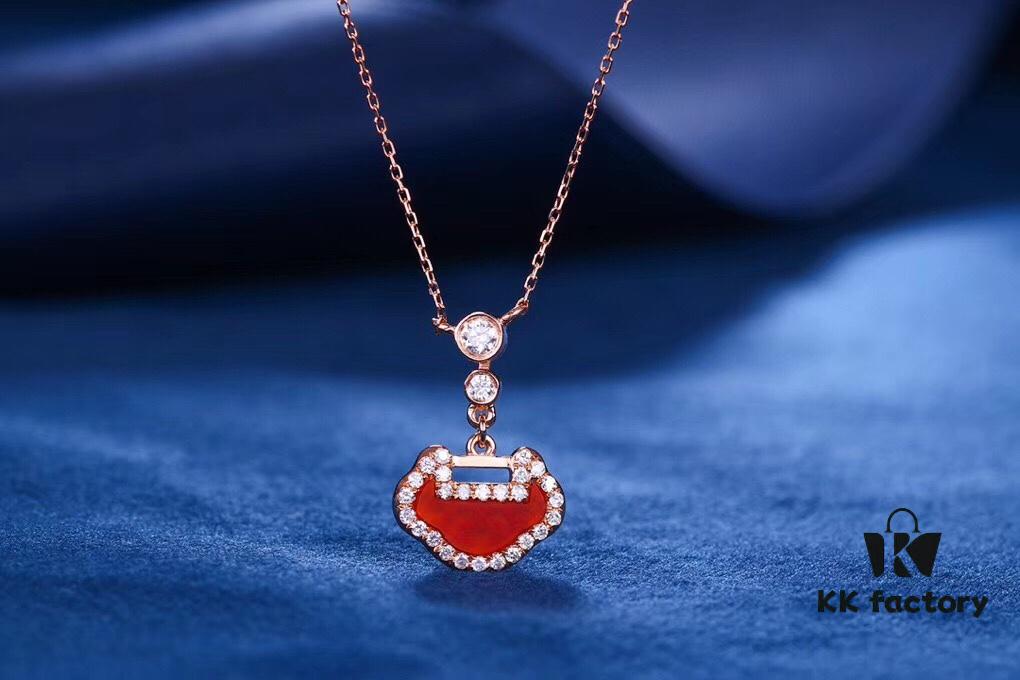 692fd71999f2d84055c8aa72 Kirin YU YI (Ruyi) Pendant Necklace – Same Style as the Peace Lock, Beautiful Chinese-Inspired Design