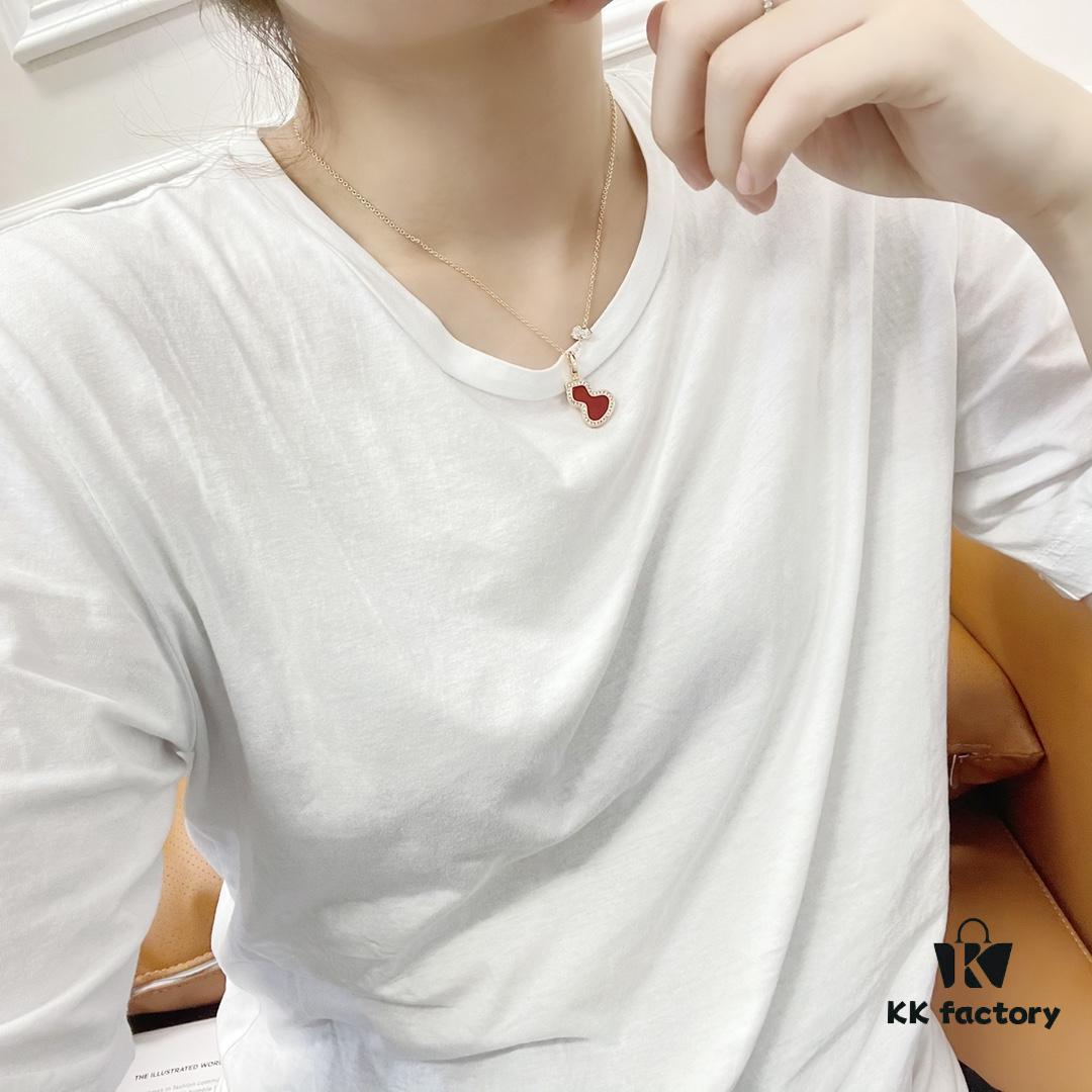 ❗️New Arrival Bestseller❗️ ☀️ Qeelin Original Full Diamond Double Gourd Necklace with Complete Authentic Packaging
