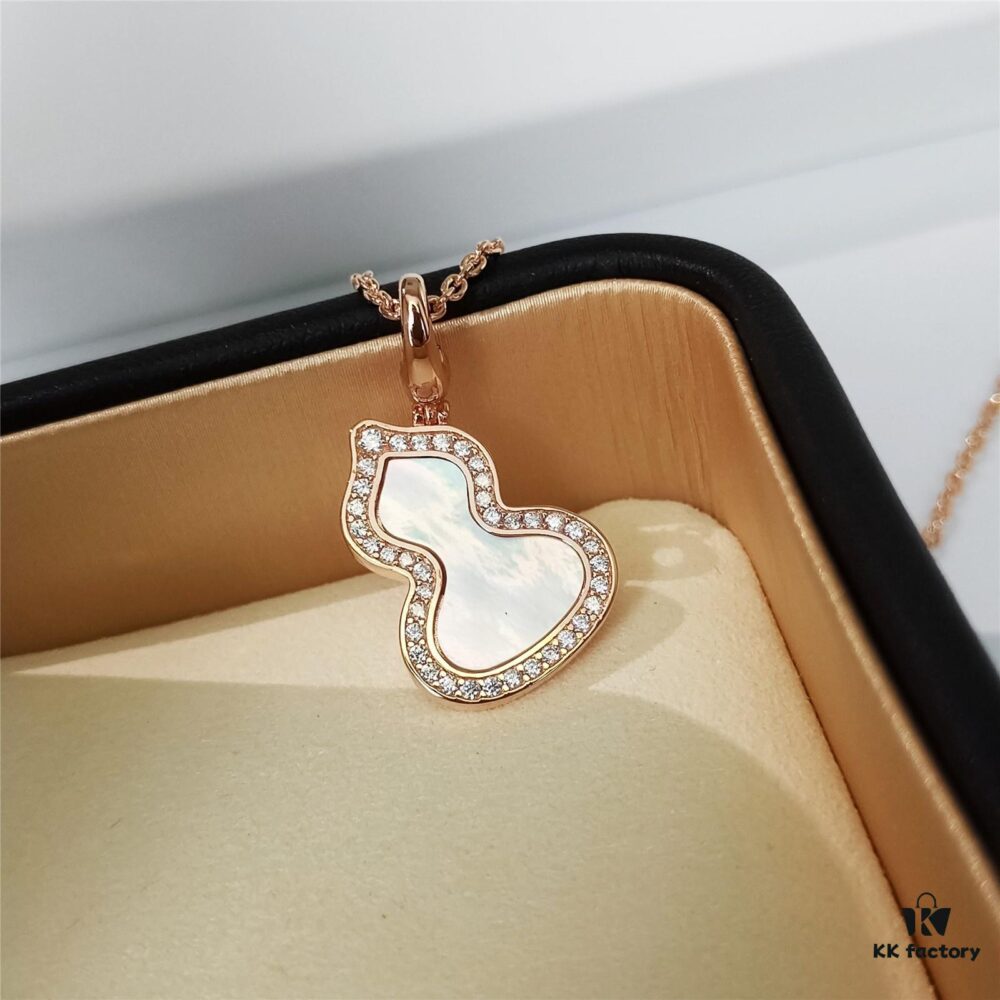 692fd79a99f2d84055c8ab3a Medium Natural Stone Gourd Necklace ✨ Vermeil High-End Version