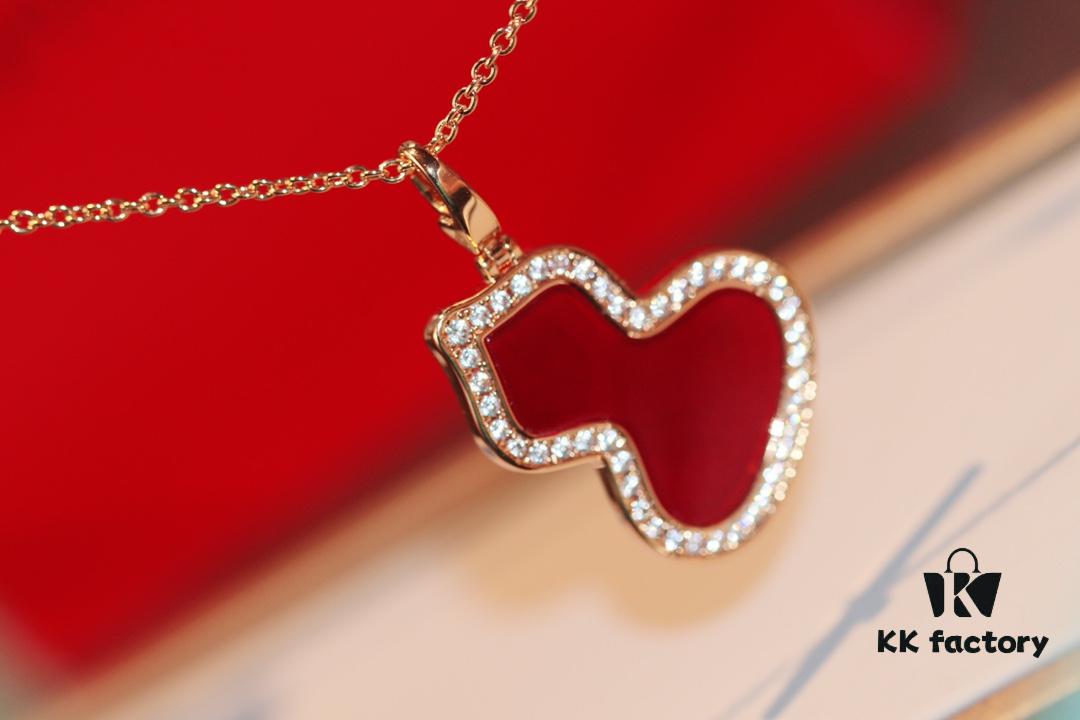 692fd7aa99f2d84055c8ab52 Kirin Gourd Necklace with Detachable Pendant, Natural Carnelian and Jade Options, Diamond-Encrusted Mini Gourd Charm on Chunky Chain