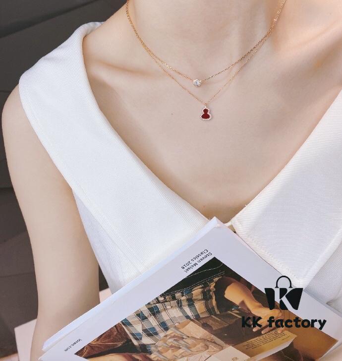 692fd7ce99f2d84055c8ab9c Mini Kylin Gourd 'Fu Lu' - Petite and Elegant Design