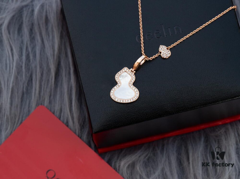 692fd7ec99f2d84055c8abc6 【V Gold Version】Large Kylin Gourd Necklace