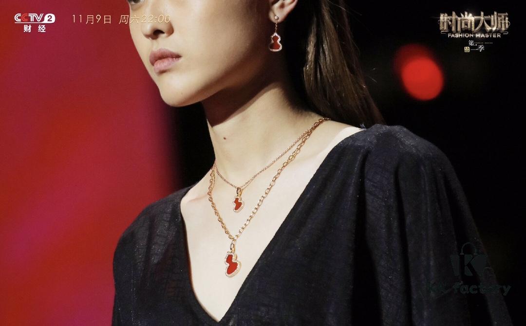 692fd7f299f2d84055c8abd0 Qeelin Hululu Necklace - Boutique Edition, In Stock