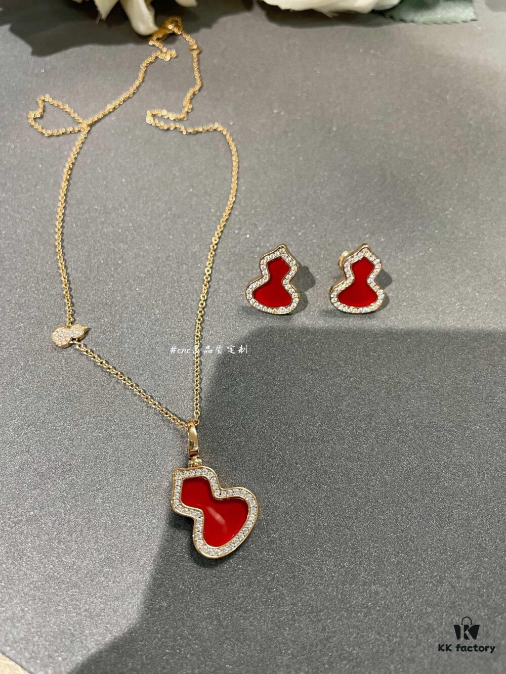 692fd81299f2d84055c8abf8 Qeelin Wulu Medium Gourd Pendant and Earrings in Red Carnelian