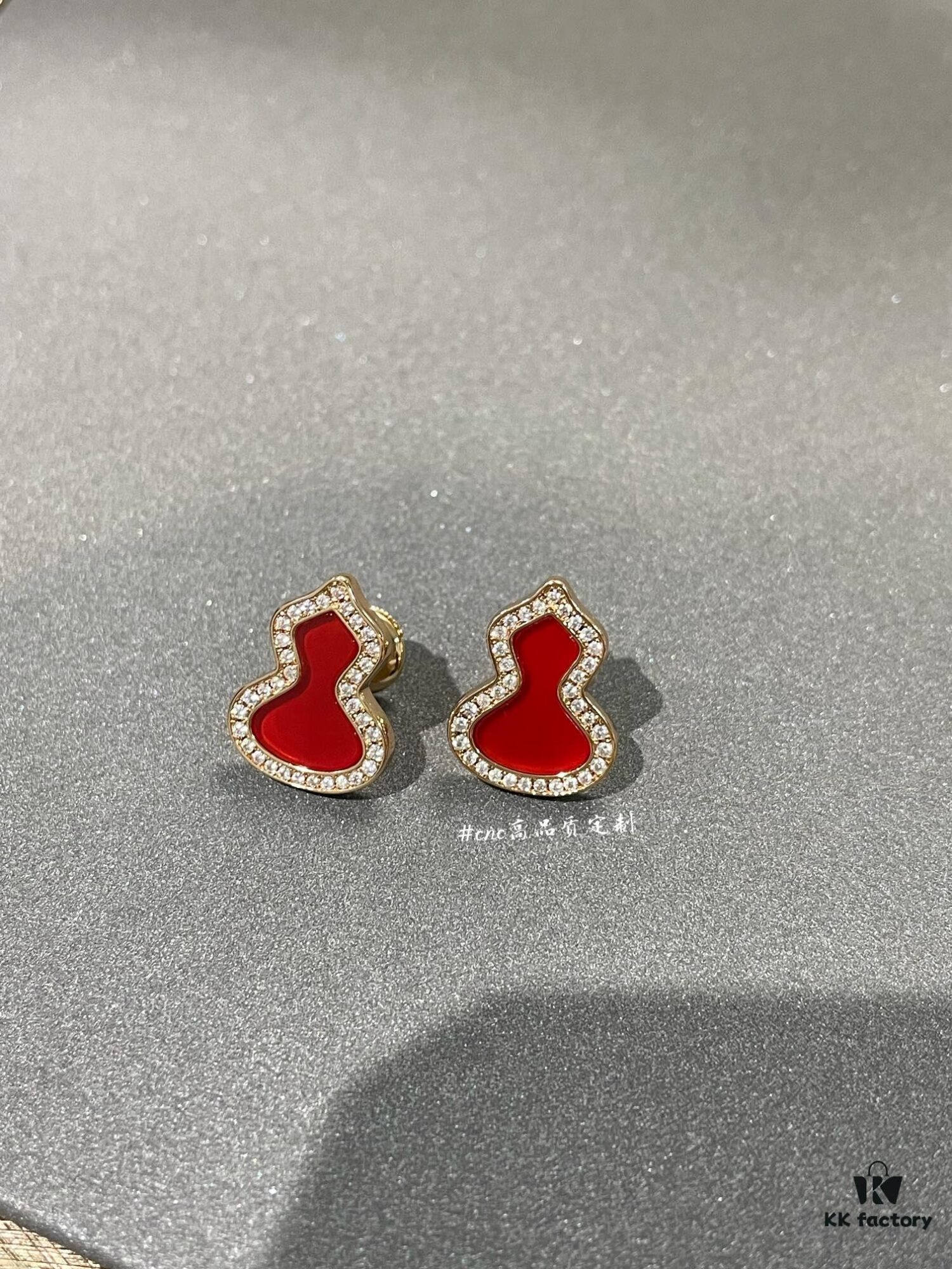 692fd81799f2d84055c8abff Qeelin Wulu Medium Gourd Pendant and Earrings in Red Carnelian