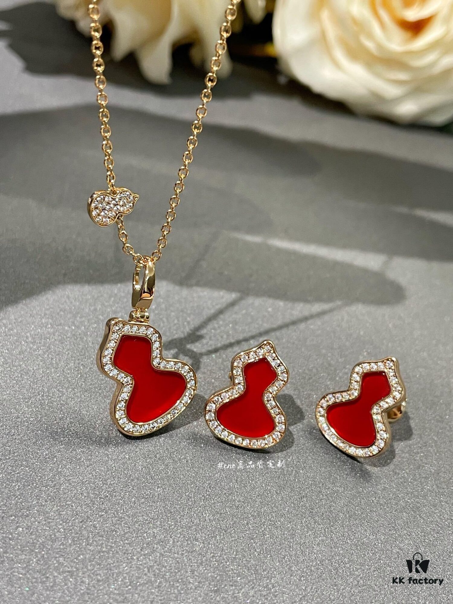 692fd81899f2d84055c8ac00 Qeelin Wulu Medium Gourd Pendant and Earrings in Red Carnelian