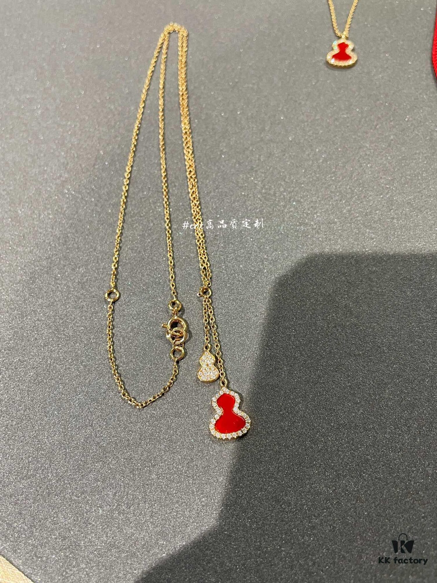 Classic Bestseller 👉🏻 Mini Gourd Necklace