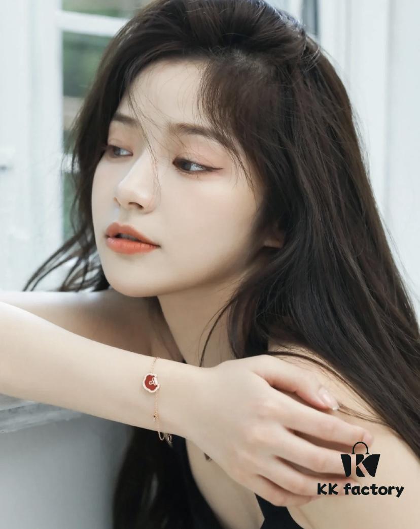 692fd83b99f2d84055c8ac3e New Arrival V Gold Plated Mimi Gold Large Kylin Ruyi Lock Bracelet, Fashion Meets Tradition, Unique and Eye-Catching Design