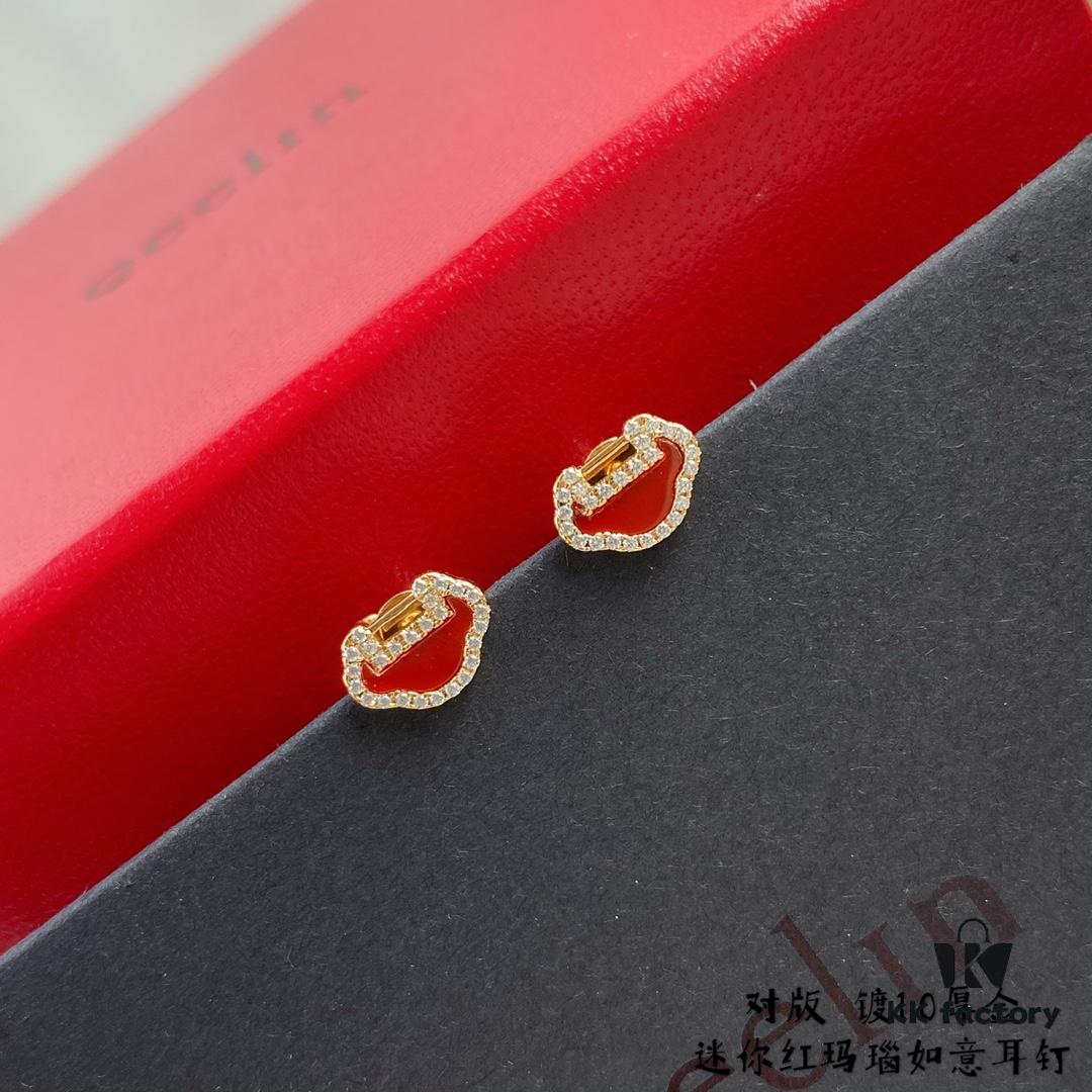692fd84a99f2d84055c8ac61 V Gold Plated Mimi Gold ✨ Mini Kirin Ruyi Stud Earrings ✨ A Unique Blend of Fashion and Tradition, Handcrafted with Micro-Paved High-Carbon Brilliant Cut Diamonds, Durable Thick Gold Plating for Excellent Color Retention
