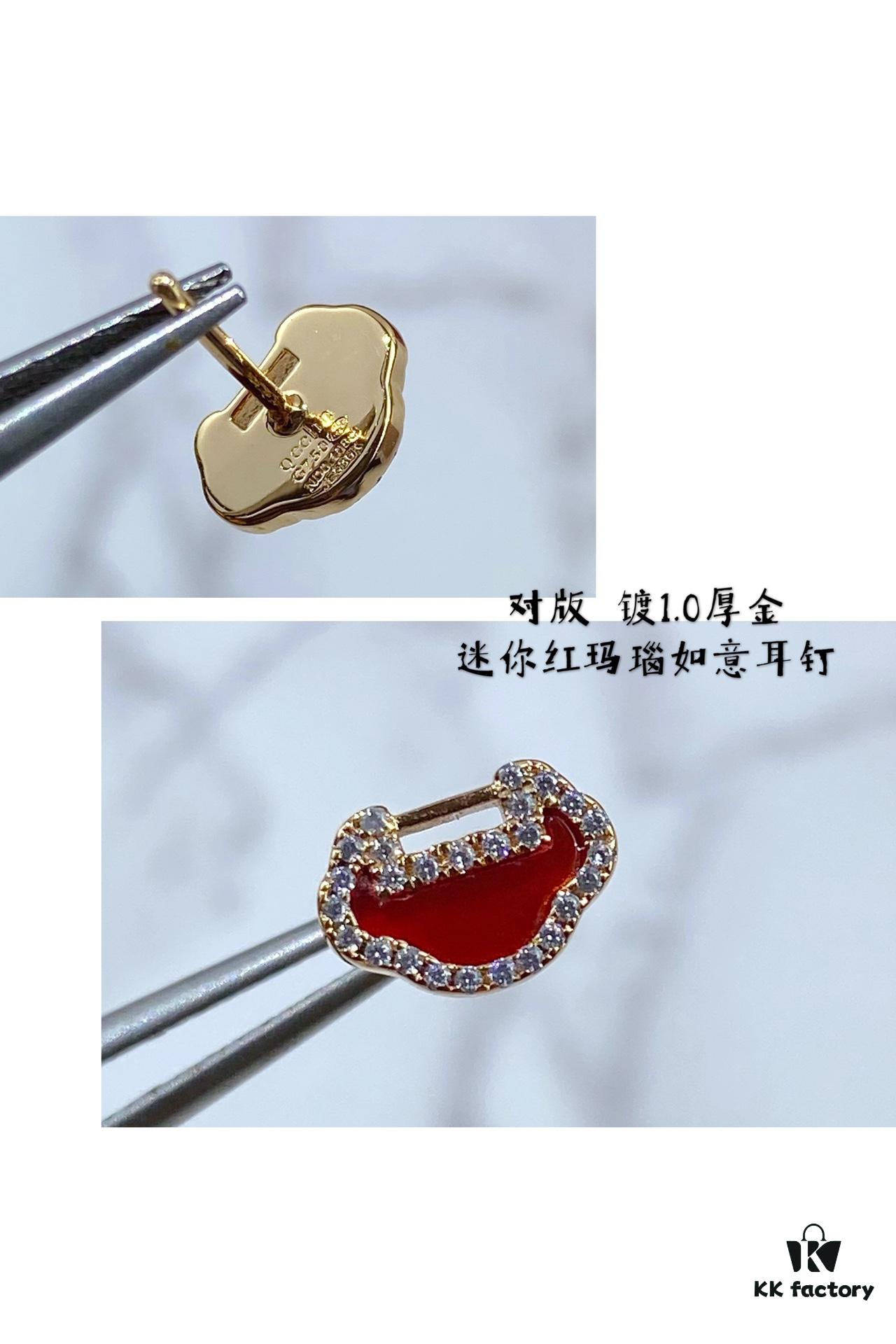 692fd84b99f2d84055c8ac65 V Gold Plated Mimi Gold ✨ Mini Kirin Ruyi Stud Earrings ✨ A Unique Blend of Fashion and Tradition, Handcrafted with Micro-Paved High-Carbon Brilliant Cut Diamonds, Durable Thick Gold Plating for Excellent Color Retention
