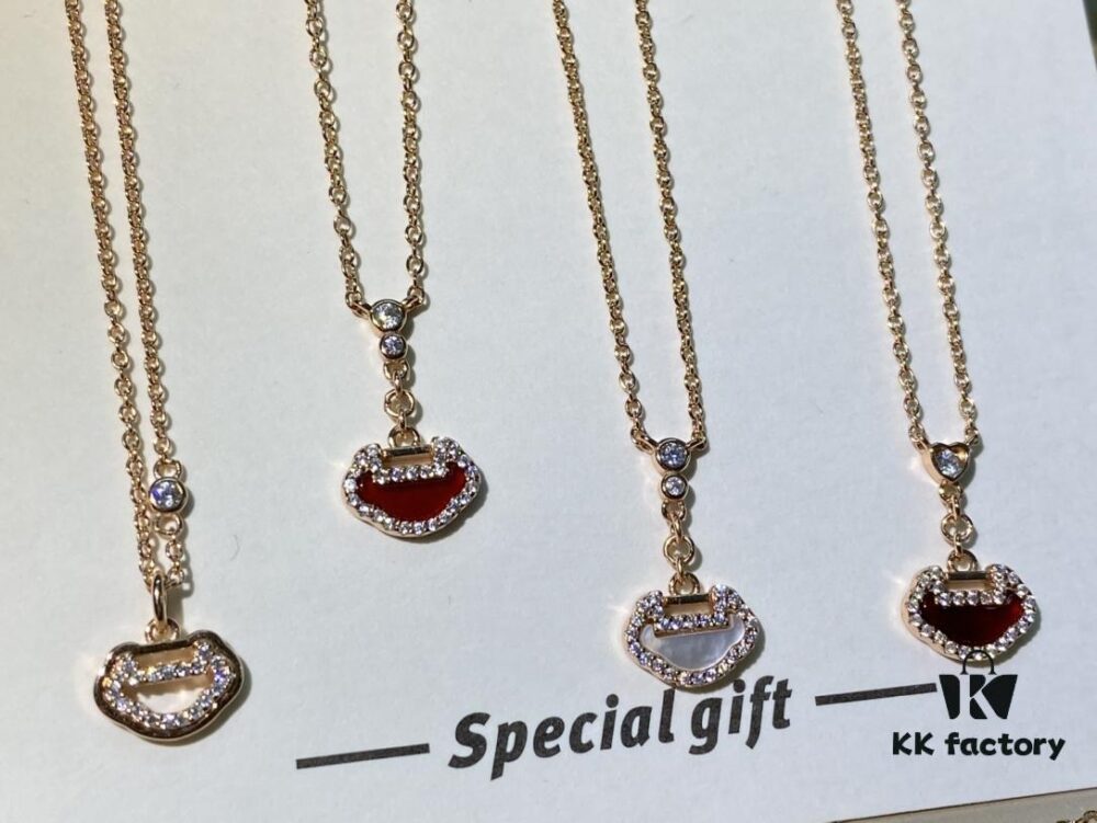 692fd89999f2d84055c8ad04 Qeelin Yu Yi Collection Ruyi Lock Double Diamond Necklace