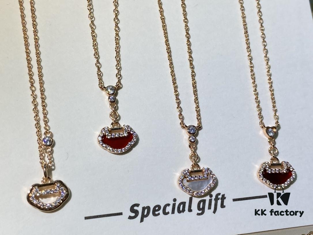 692fd89999f2d84055c8ad04 Qeelin Yu Yi Collection Ruyi Lock Double Diamond Necklace