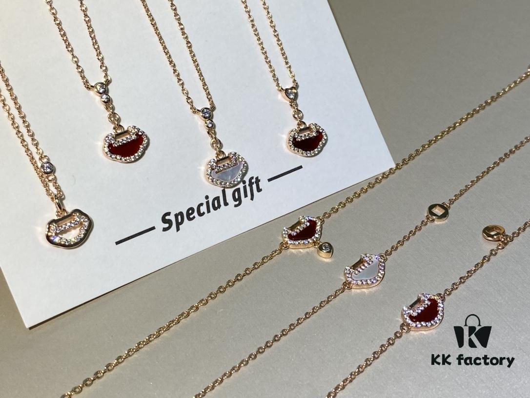 692fd89b99f2d84055c8ad06 Qeelin Yu Yi Collection Ruyi Lock Double Diamond Necklace