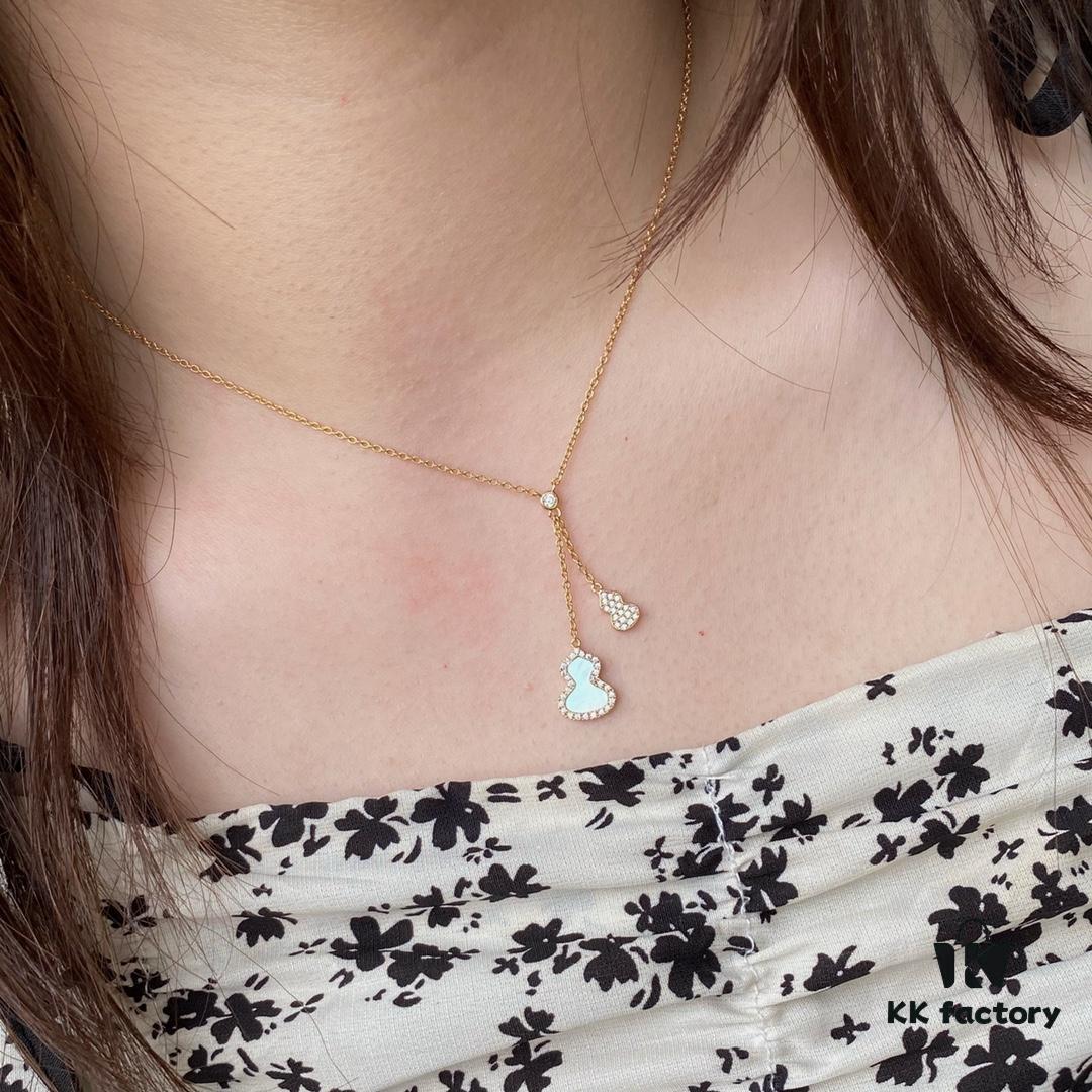 692fd8ad99f2d84055c8ad29 New Arrival V Gold Plated 1.0 Micron Gold Mini Kylin Double Gourd Necklace, Stylish and Versatile with Premium Look