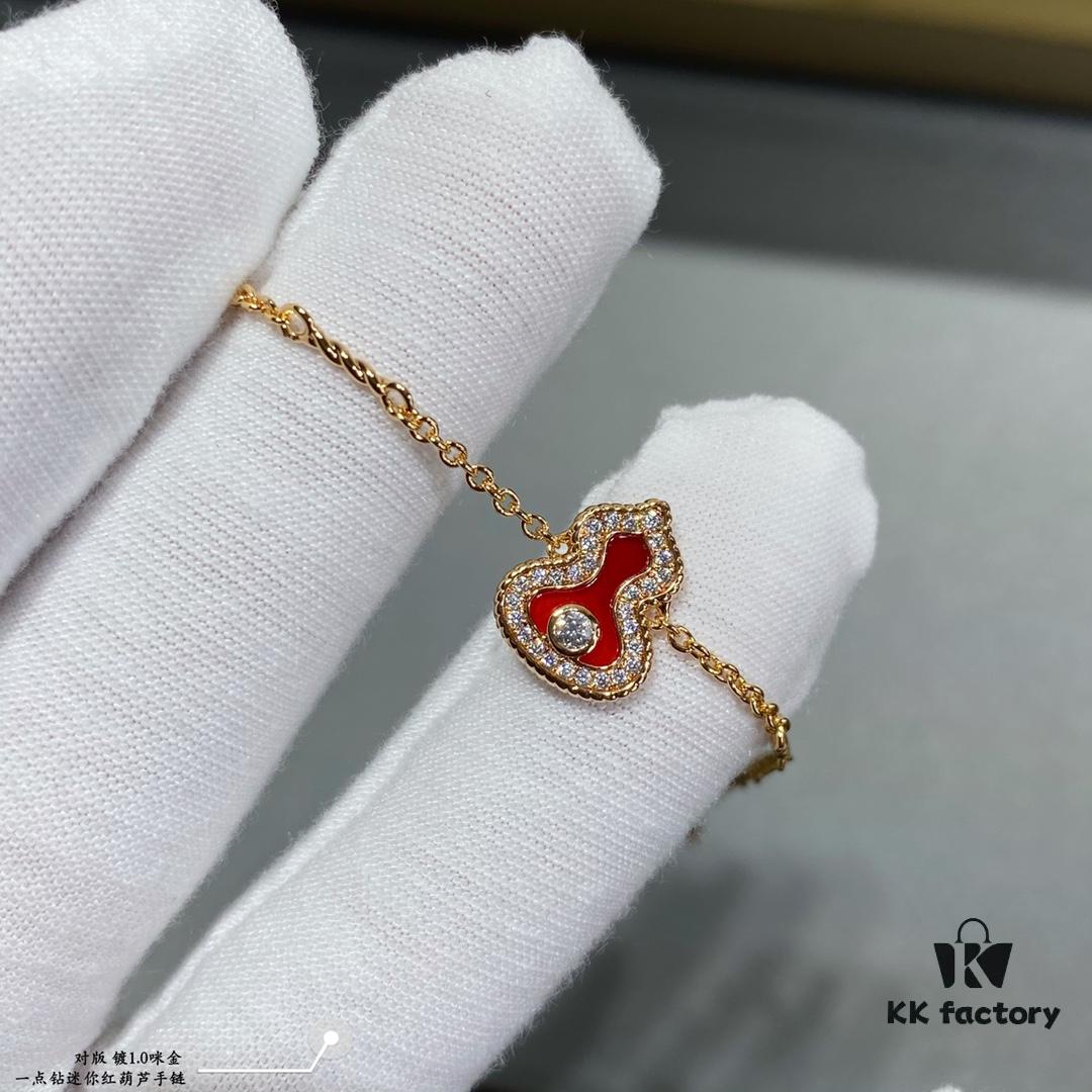 692fd93699f2d84055c8ae09 Kirin Mini Diamond Red Gourd Bracelet, Stylish and Versatile with Thick Gold Plating, Real Gold Feel, Featuring Eight Hearts and Eight Arrows High-Carbon Diamonds