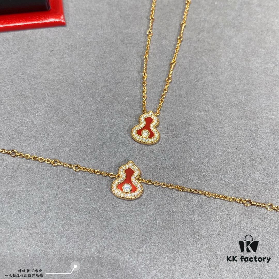 692fd93e99f2d84055c8ae15 Kirin Mini Diamond Red Gourd Necklace, Stylish and Versatile with Thick Gold Plating, Real Gold Feel, Eight Hearts and Eight Arrows High-Carbon Diamond, Small and Exquisite
