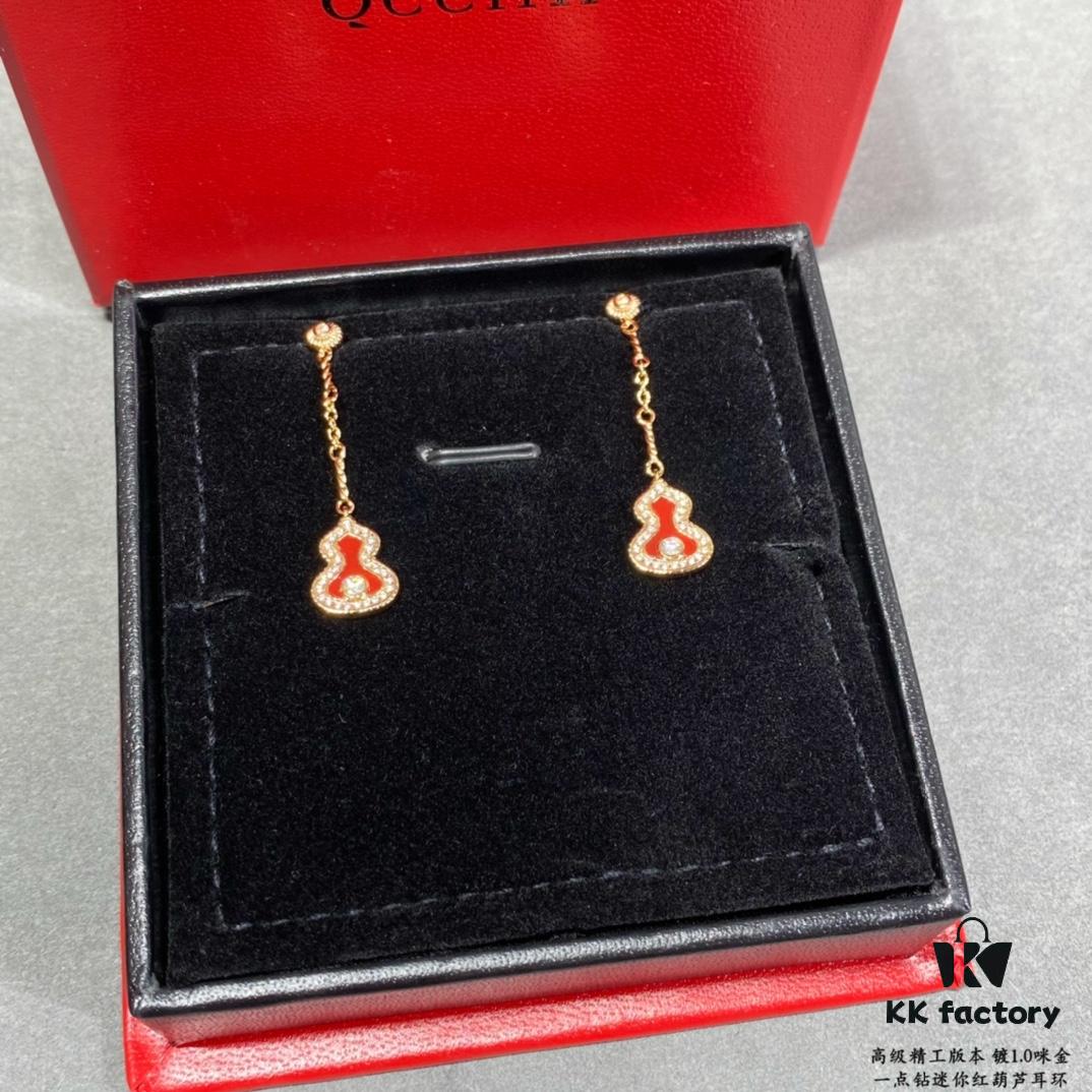 692fd94299f2d84055c8ae22 Kirin Mini Diamond Red Gourd Earrings, High Aesthetic Appeal, Excellent Fit, Versatile Design, Thick Gold Plating with Real Gold Texture, Eight-Heart Eight-Arrow High-Carbon Diamonds, Small and Exquisite
