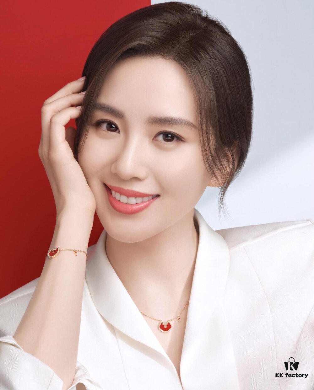 692fd98b99f2d84055c8ae87 Reference wearing image! Extremely eye-catching when worn~