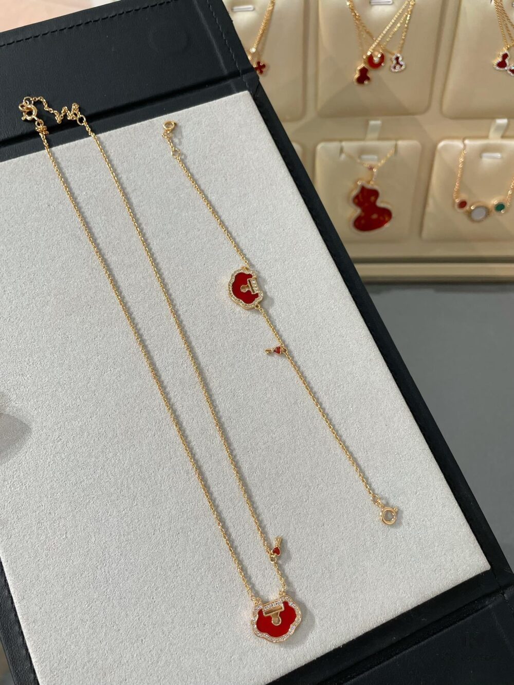 692fd99299f2d84055c8ae90 New Year Red - Qilin Liu Shishi Same Style Key Ruyi Series, Super Beautiful with Auspicious Meaning