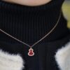 This gourd pendant is such a delightful surprise—small, exquisite, and elegantly simple with a touch of Chinese style; the green tone is incredibly flattering. It's perfect for wearing all year round, and the delicate sparkling crystals are absolutely beautiful!