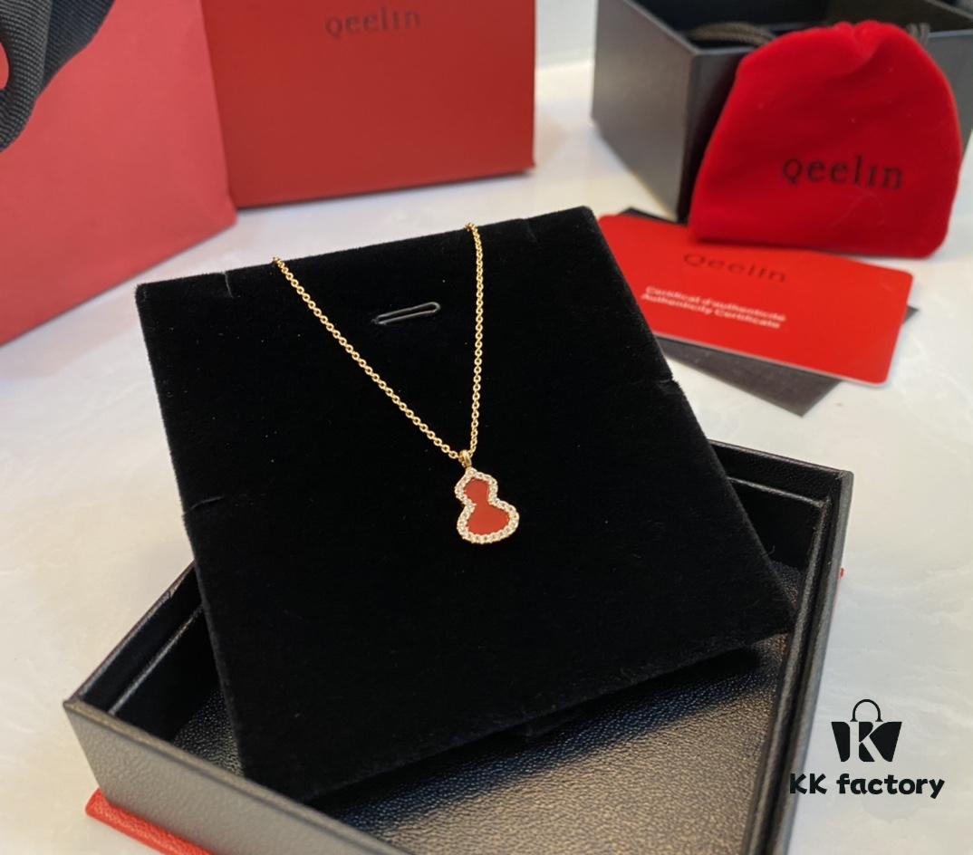 692fd9b599f2d84055c8aed2 Red Gourd Real Shot: Red Agate Necklace with Vivid Color and Crystal Clarity