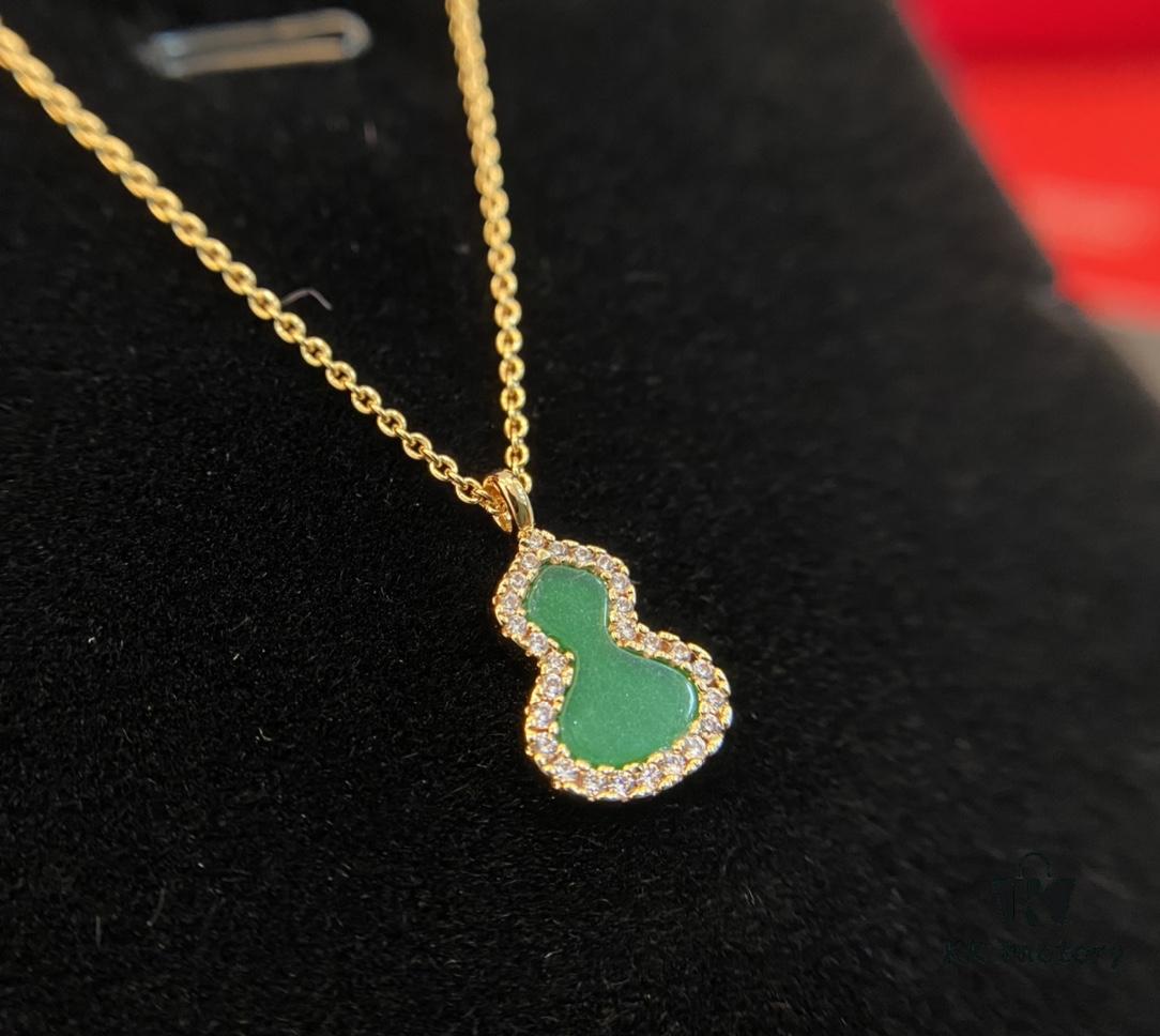 692fd9c199f2d84055c8aee6 Real Green Jade Gourd Pendant, Symbolizing Blessings, Prosperity, and Good Fortune