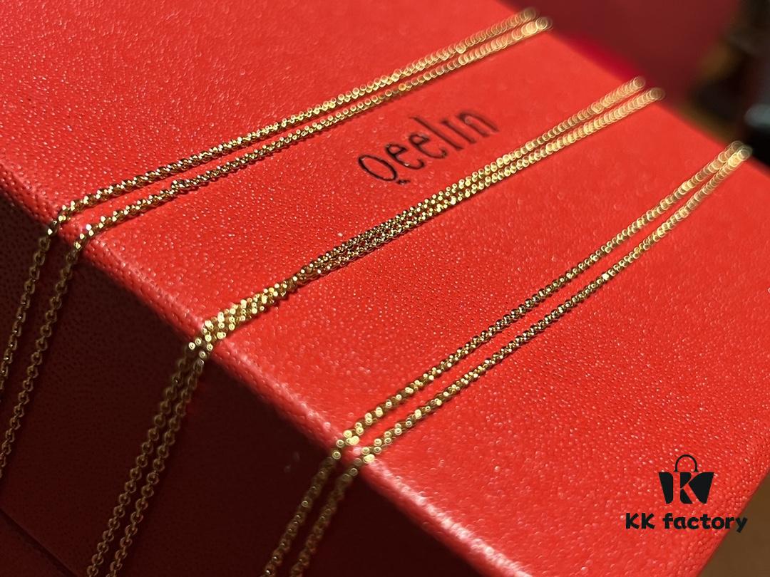 The entire chain is highly textured with a substantial weight; the chain itself is the highlight—made of the strongest rope chain, each piece is truly stunning and breathtaking! A must-buy, worth purchasing multiple pieces!