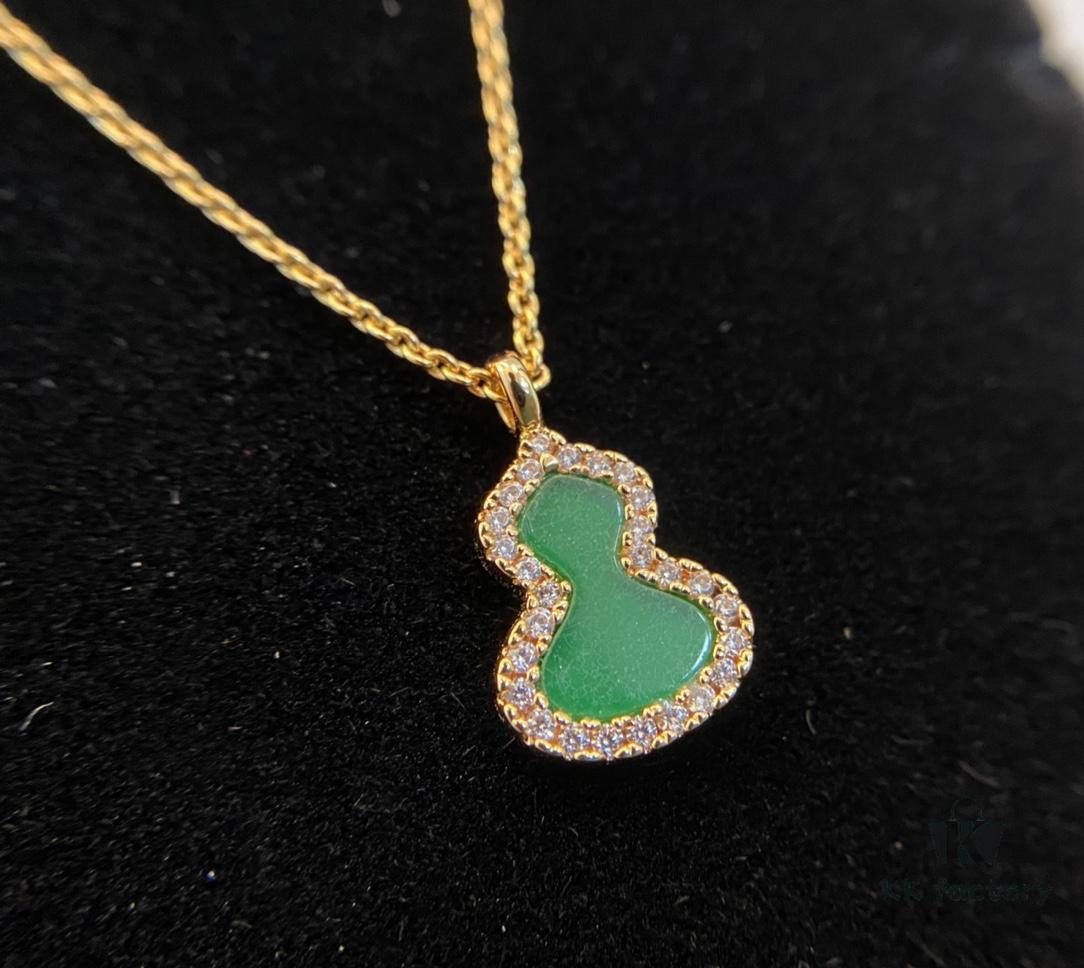 692fd9cd99f2d84055c8aefa Green Jade Gourd Necklace
