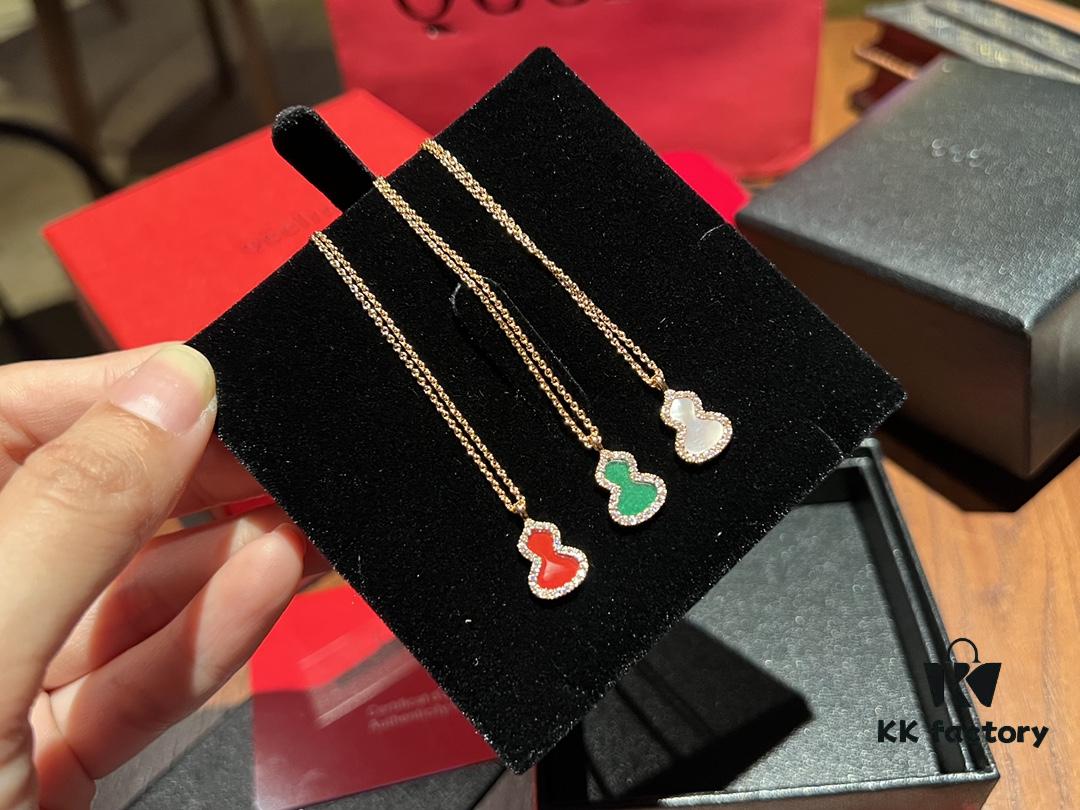 692fd9d799f2d84055c8af09 Three Different Colors and Materials: White Mother-of-Pearl, Red Agate, Green Jade