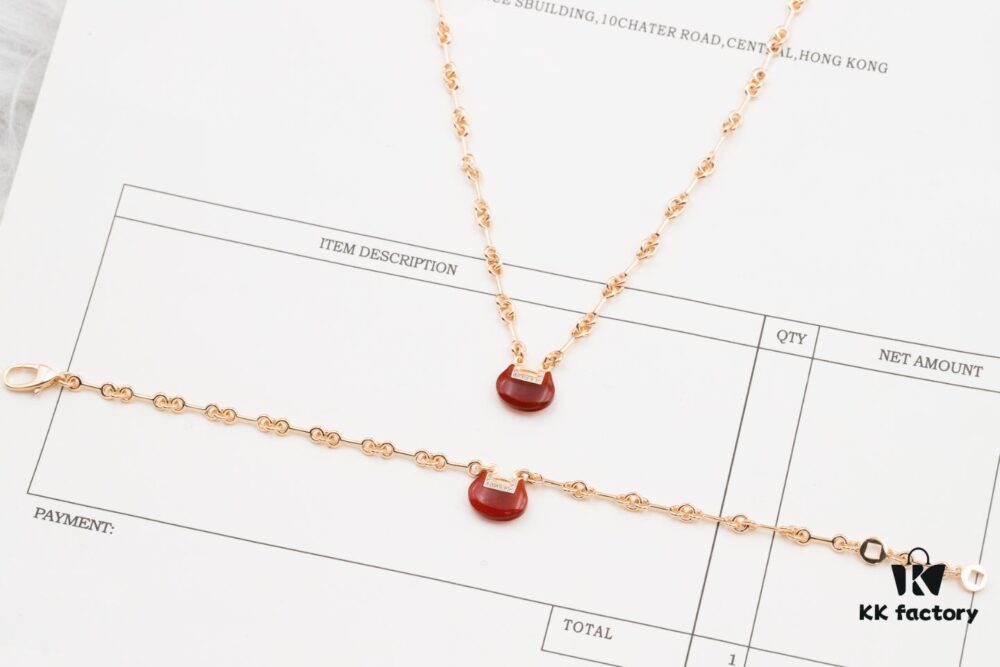 692fda2a99f2d84055c8af60 Qeelin Kirin Yu Yi Series Red Agate Necklace-Bracelet, Good Fortune Lock Design