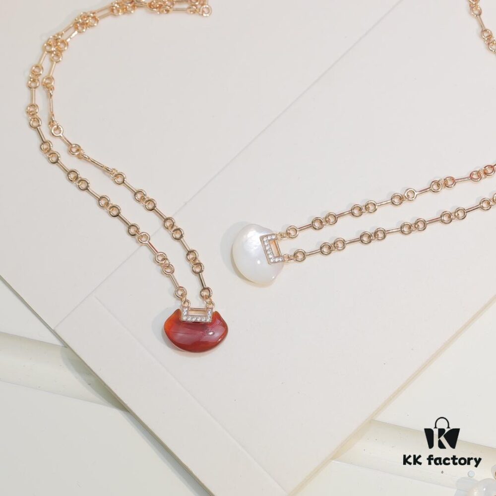 692fda2d99f2d84055c8af61 Kirin Auspicious Lock White Agate Necklace